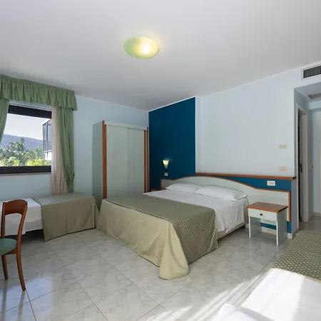 Atlantis Palace 4*
