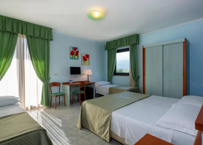 Atlantis Palace Ξενοδοχείο 4*