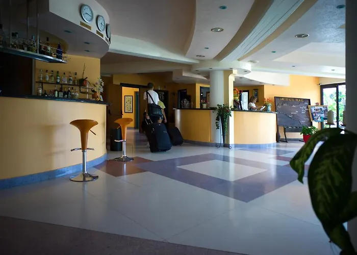 Atlantis Palace Отель 4*